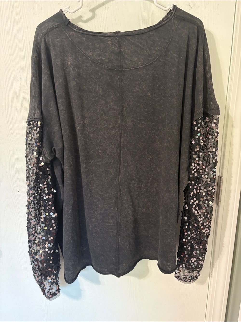 Free People Celine Tee Sequined Embellished Sleeve Oversized Twofer Top Sz Large - Picture 8 of 8